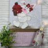 Pano de Prato Coelha com Cupcake - 50x70 cm com Renda Inglesa